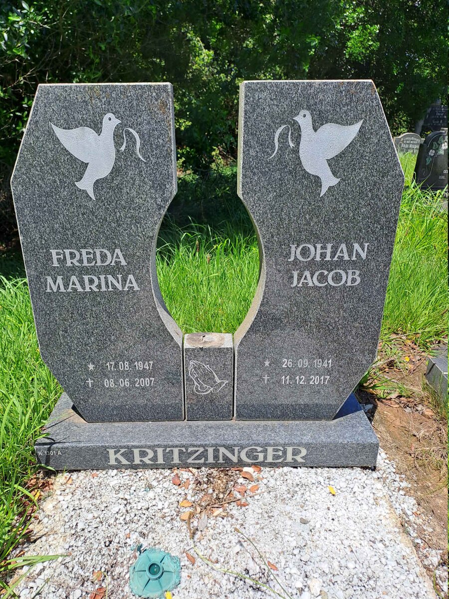 KRITZINGER Johan Jacob 1941-2017 & Freda Marina 1947-2007