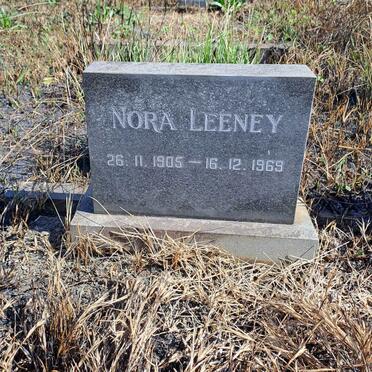 LEENEY Nora 1905-1969