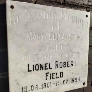 FIELD Lionel Robert 1901-1994 &amp; Mary Elizabeth 1906-1991