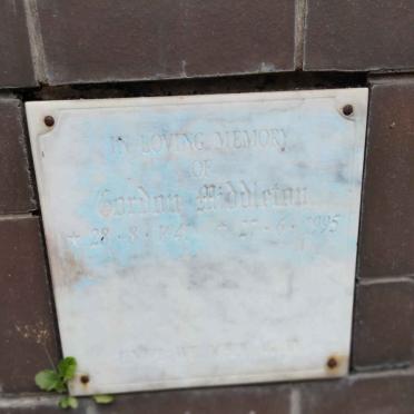 MIDDLETON Gordon 1941-1995