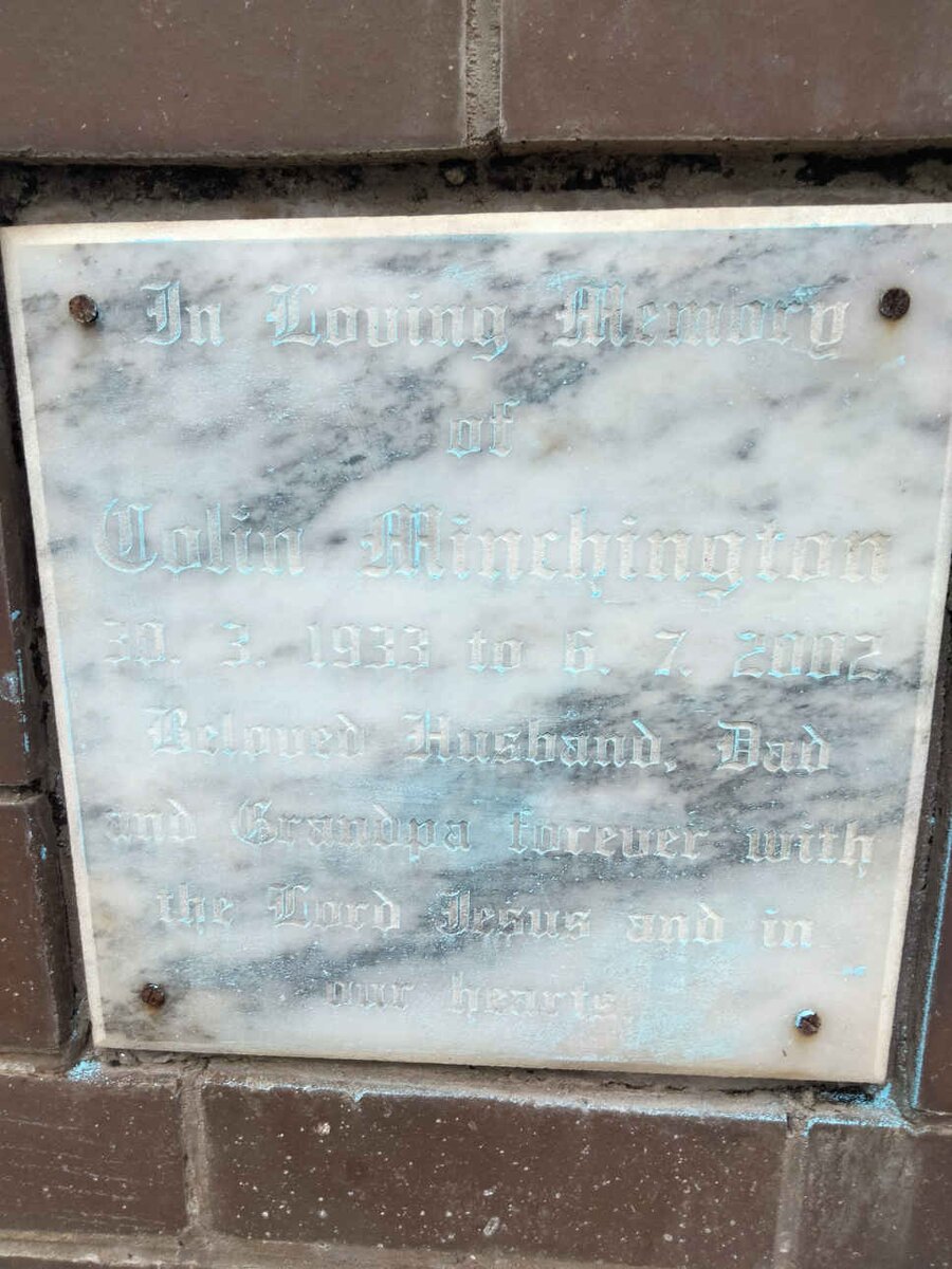 MINCHINGTON Colin 1933-2002