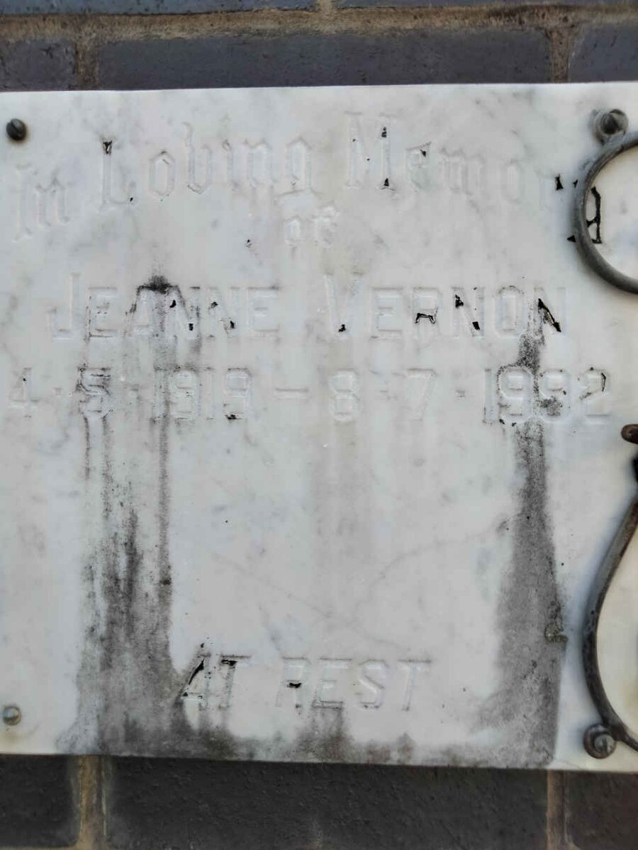 VERNON Jeanne 1919-1992