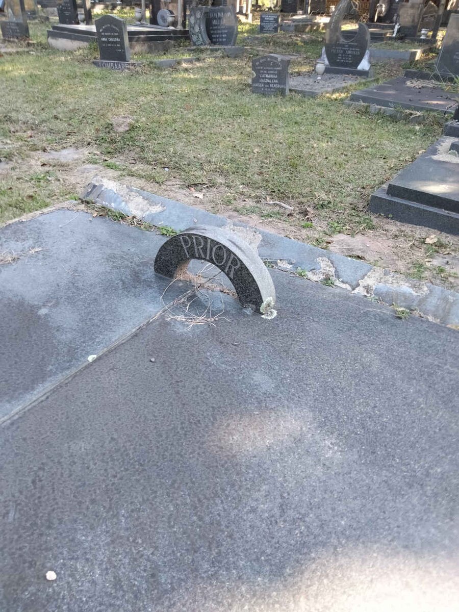 PRIOR Rainer Michael :: PRIOR Megan 1984-1989 :: PRIOR Carina 19?3-1988