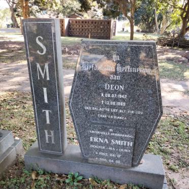 SMITH Deon 1942-1989 :: SMITH Erna 1962-2016
