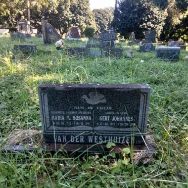WESTHUIZEN Gert Johannes, van der 1912-19?? &amp; Maria M. Susanna 1912-1991