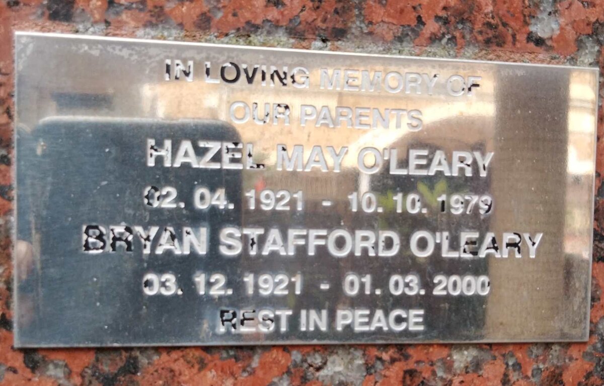 O'LEARY Bryan Stafford 1921-2000 & Hazel May 1921-1979