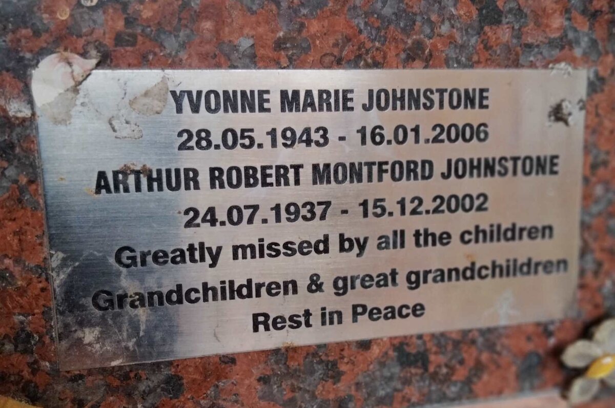 JOHNSTONE Arthur Robert Montford 1937-2002 & Yvonne Marie 1943-2006