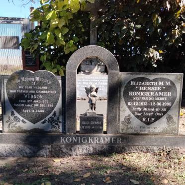 KONIGKRAMER Vernon 1905-1986 &amp; Elizabeth M.M. VAN DER MERWE 1913-1998