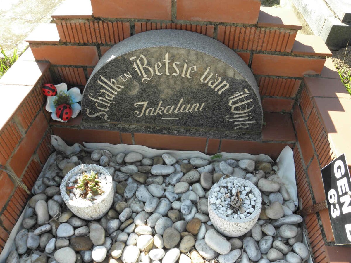 WYK Schalk, van &amp; Betsie