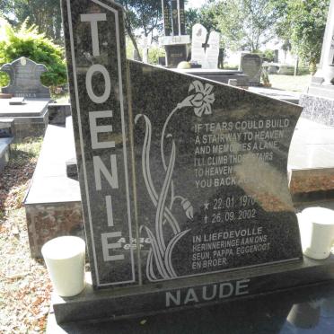 NAUDÉ Toenie 1970-2002