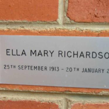 RICHARDSON Ella Mary 1913-2002