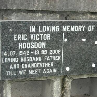 HODSDON Eric Victor 1942-2002