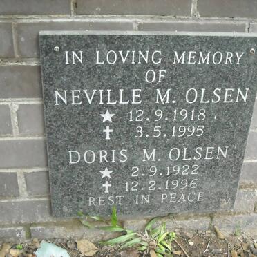 OLSEN Neville M. 1918-1995 &amp; Doris M. 1922-1996