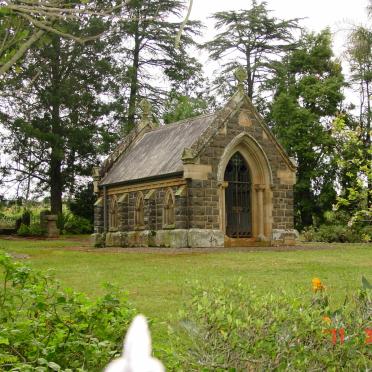 Kwazulu-Natal, RICHMOND district, Baynesfield, Nels Rust 849 farm, Mausoleum