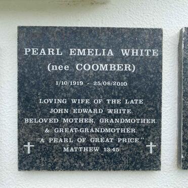 WHITE Pearl Emelia nee COOMBER 1919-2010