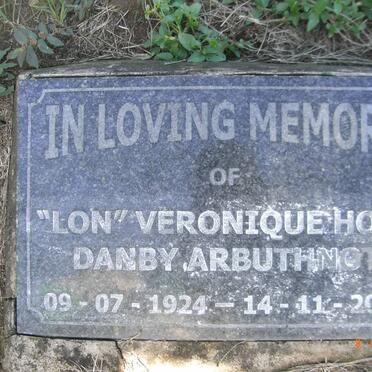 ARBUTHNOT Veronique Hope Danby 1924-2002