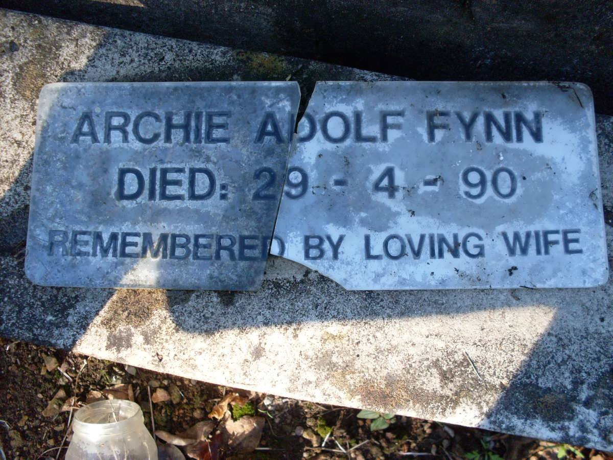 FYNN Archie Adolf -1990