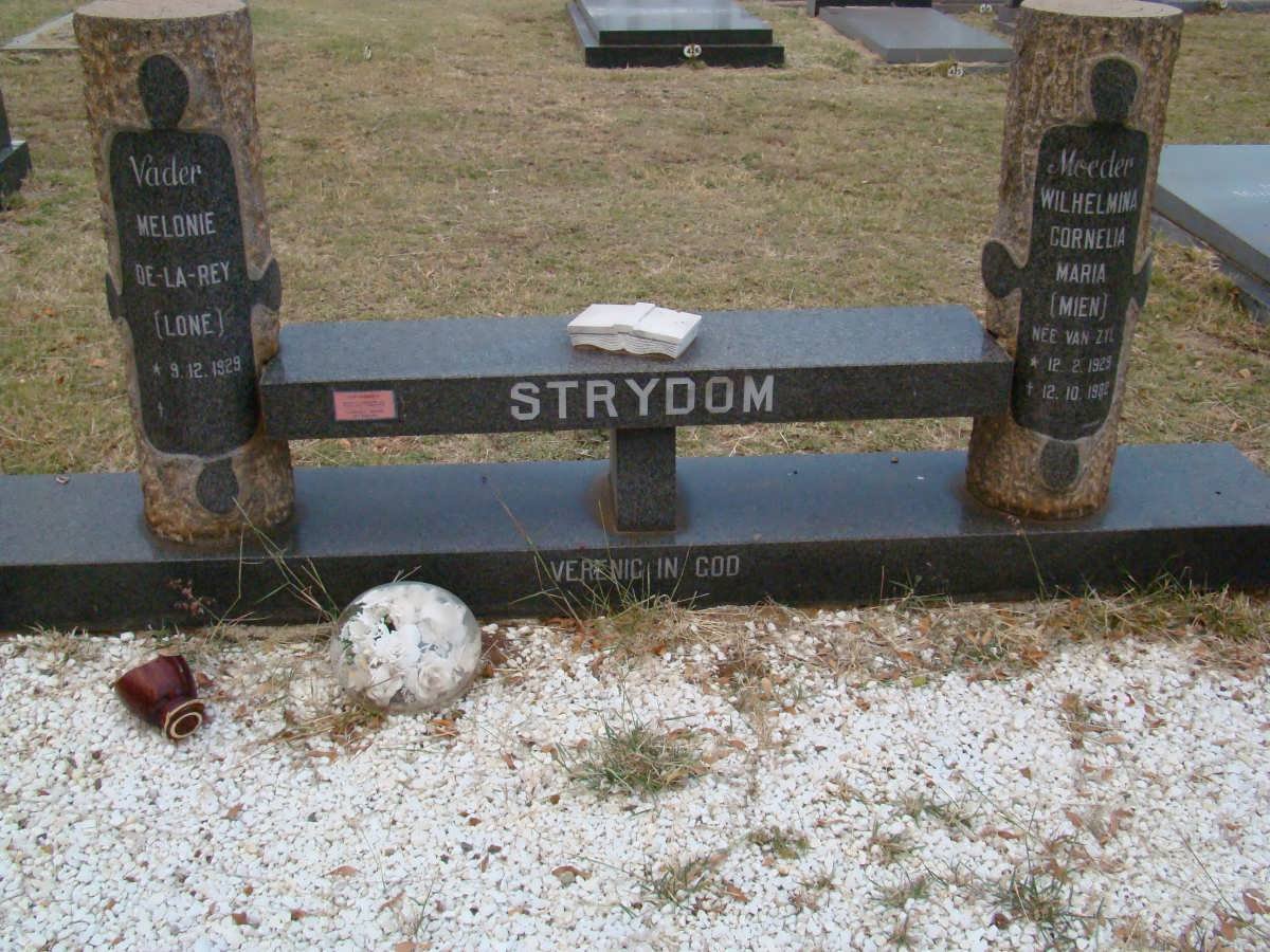 STRYDOM Melonie de-la-Rey 1929- &amp; Wilhelmina Cornelia Maria VAN ZYL 1929-1992