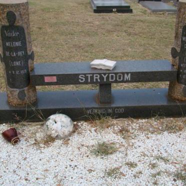 STRYDOM Melonie de-la-Rey 1929- &amp; Wilhelmina Cornelia Maria VAN ZYL 1929-1992