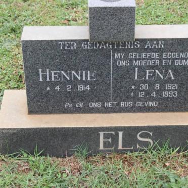 ELS Hennie 1914- &amp; Lena 1921-1993