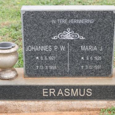 ERASMUS Johannes P.W. 1921-1998 &amp; Maria J. 1925-1997