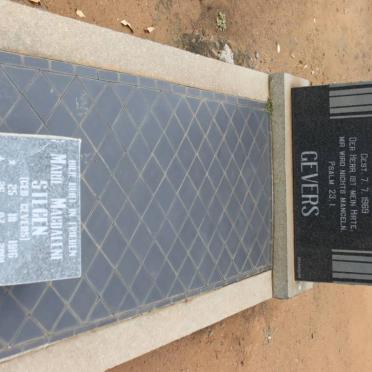 GEVERS Johanna Katharina Emilie nee TSCHIRPIC 1890-1969 :: STEGEN Marie Magdalene nee GEVERS 1916-2001