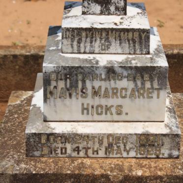 HICKS Mavis Margaret 1921-1925