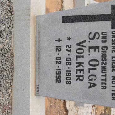 VOLKER S.E. Olga 1908-1992
