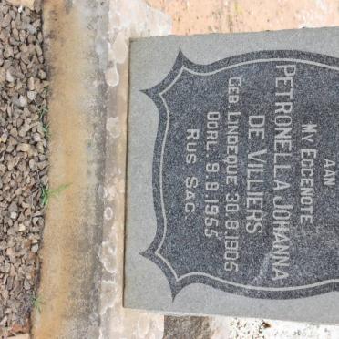 VILLIERS Petronella Johanna, de nee LINDEQUE 1905-1955