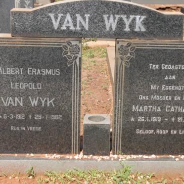 WYK Albert Erasmus Leopold, van 1912-1982 &amp; Martha Catharina 1913-1975