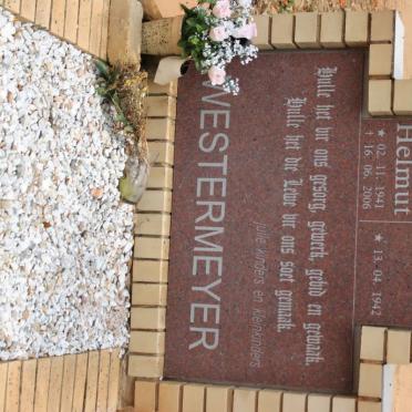 WESTERMEYER Leslie Felix Helmut 1941-2006 &amp; Anna Sophia 1942-