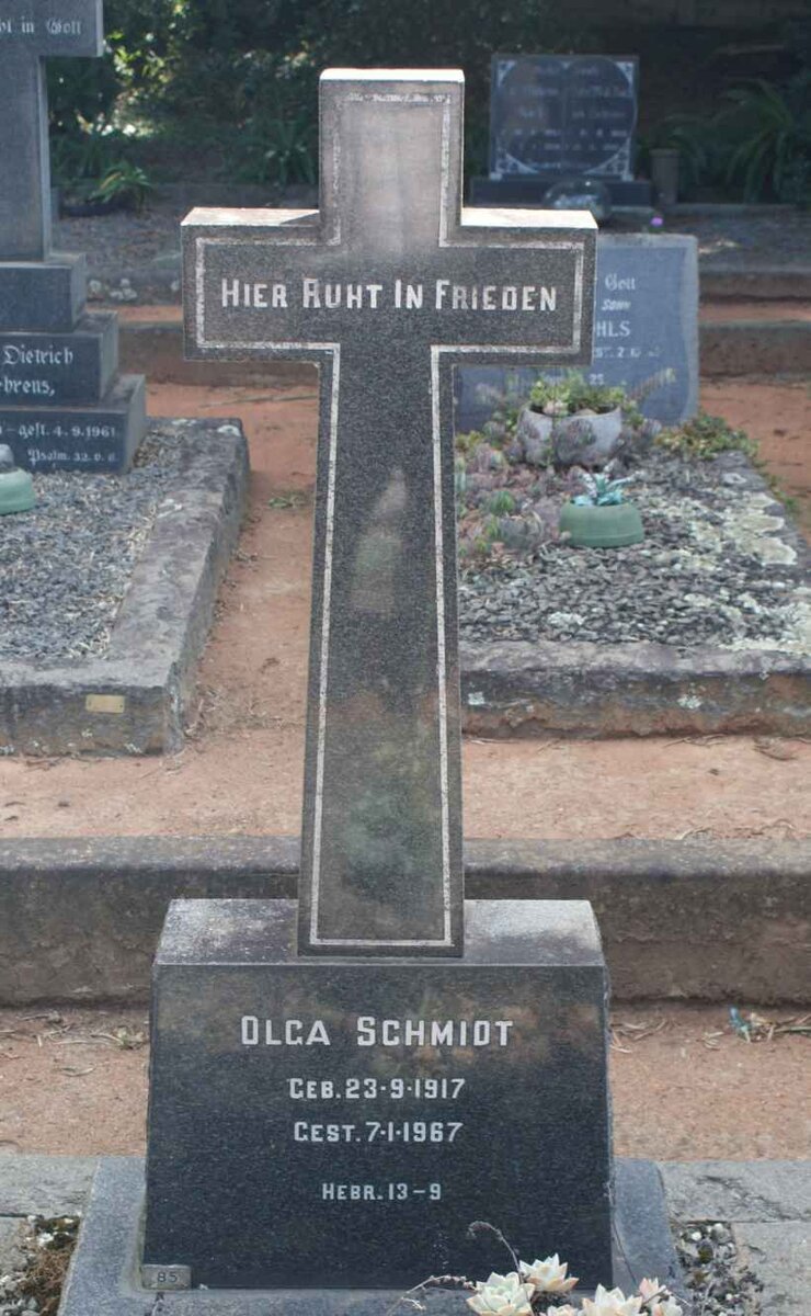 SCHMIDT Olga 1917-1967