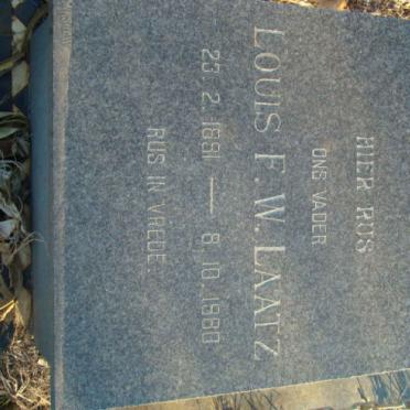 LAATZ Louis F.W. 1891-1980 &amp; Martha Magdelena PRETORIUS 1897-1944