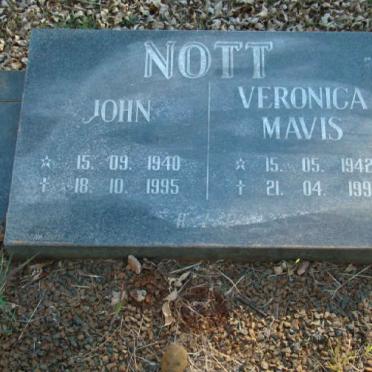 NOTT John 1940-1995 &amp; Veronica Mavis 1942-1991