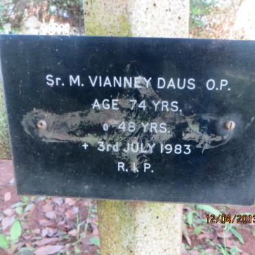 DAUS Vianney -1983