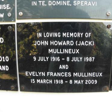 MULLINEUX John Howard 1916-1987 &amp; Evelyn Frances 1918-2009