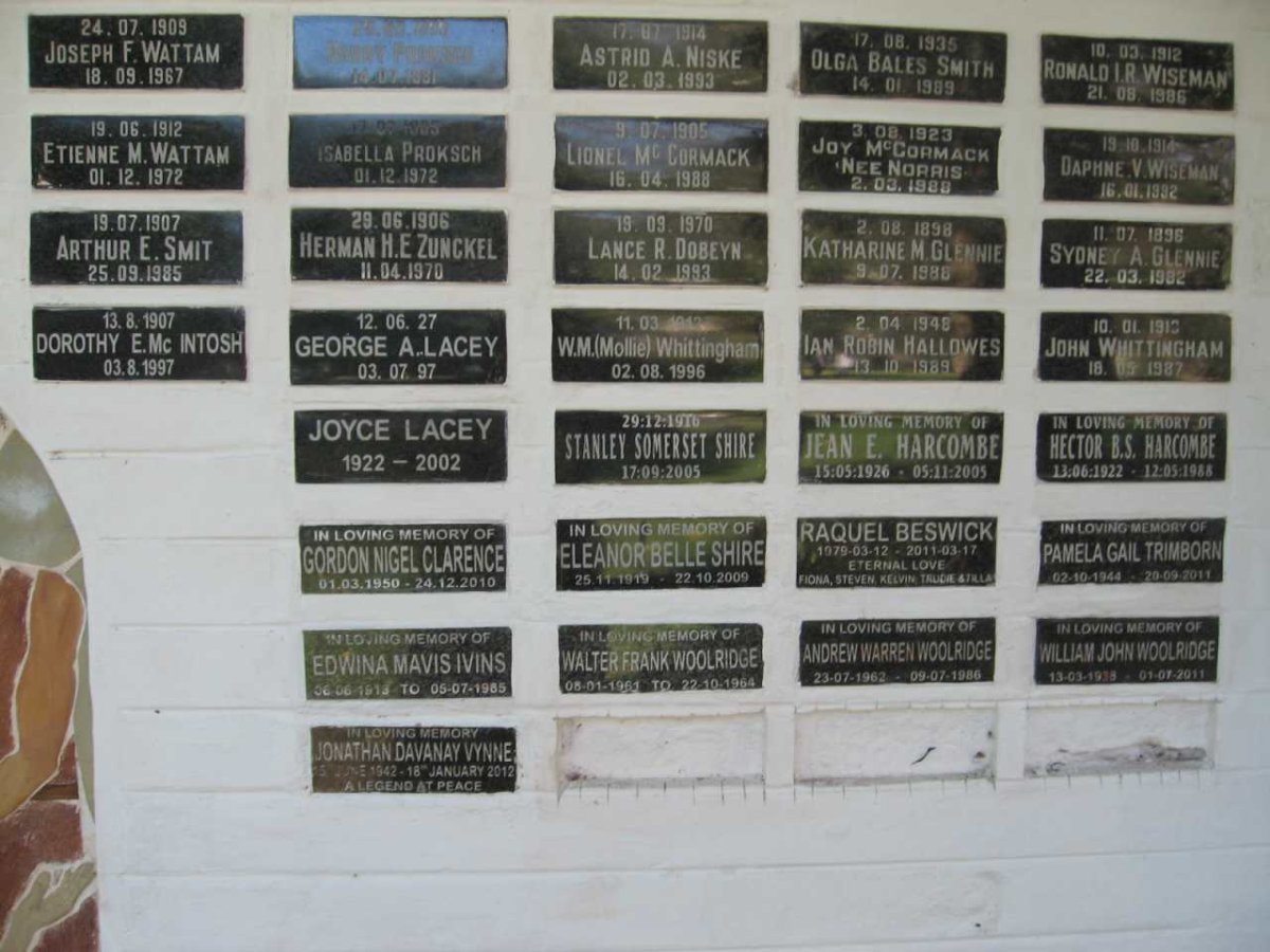 Memorial wall_3