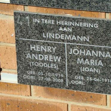 LINDEMANN Henry Andrew 1919-2008 &amp; Johanna Maria 1918-