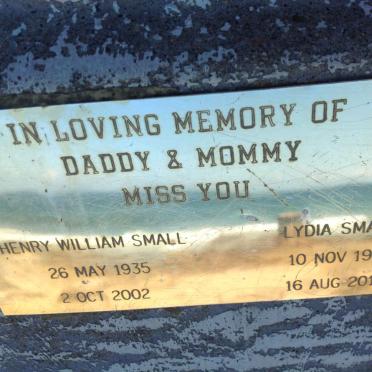 SMALL Henry William 1935-2002 &amp; Lydia 1941-2012