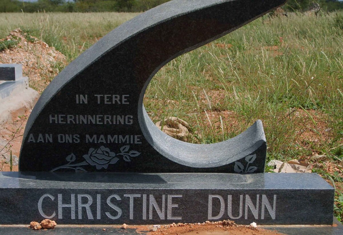 DUNN Christine