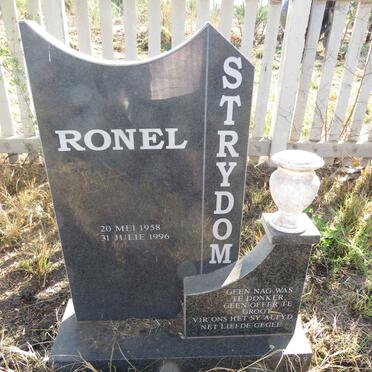 STRYDOM Ronel 1958-1996