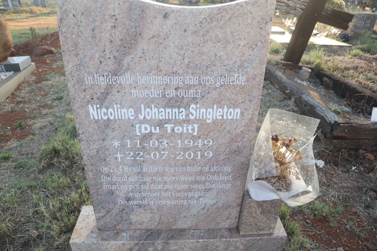 SINGLETON Nicoline Johanna nee DU TOIT 1949-2019