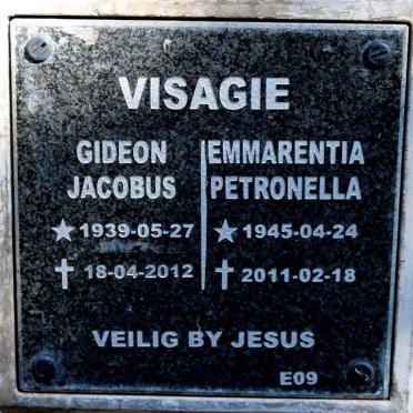 VISAGIE Gideon Jacobus 1939-2012 &amp; Emmarentia Petronella 1945-2011