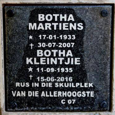 BOTHA Martiens 1933-2007 &amp; Kleintjie 1935-2016