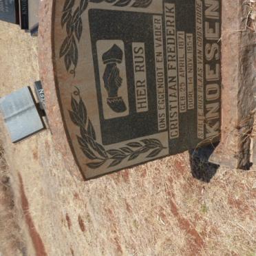 KNOESEN Christiaan Frederik 1871-1954 &amp; Anna M.C. PIETERSEN 1877-1964