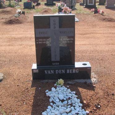 BERG Ernst, van den 1935-2007 &amp; Mary-Ann DU BRUYN 1938-