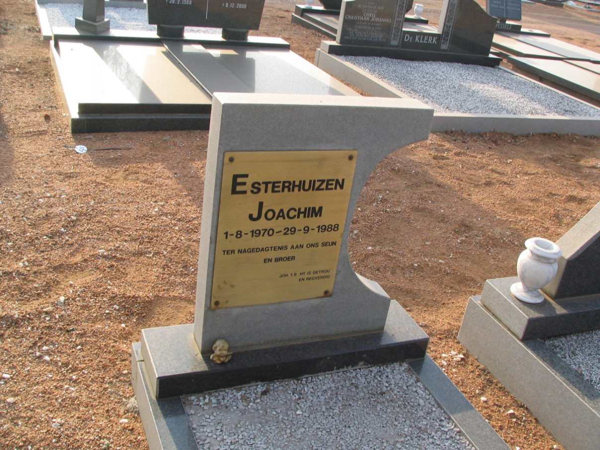 ESTERHUIZEN Joachim 1970-1988