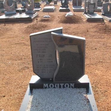 MOUTON Frikkie 1957-1998