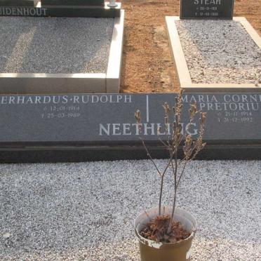 NEETHLING Gerhardus Rudolph 1914-1989 &amp; Maria Petronella PRETORIUS 1914-1992
