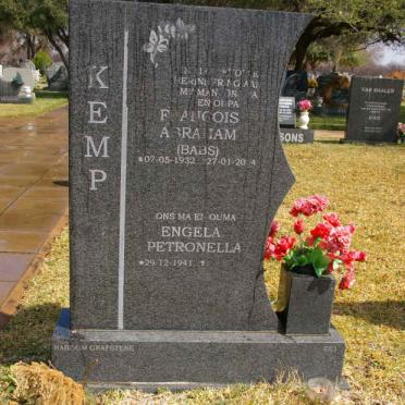 KEMP Francois Abraham 1932-2004 &amp; Engela Petronella 1941-